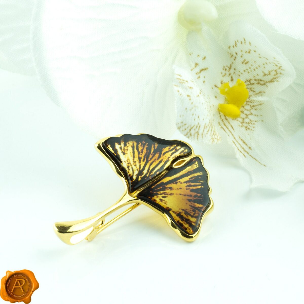 Carved Amber Ginkgo Leaf Brooch Pendant - Image 4