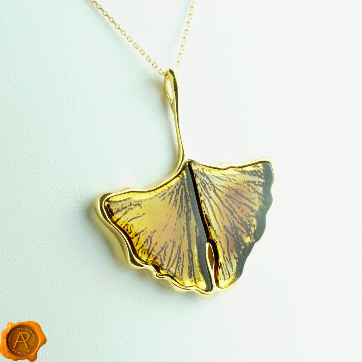 Carved Amber Gold Ginkgo Leaf Pendant - Image 4