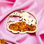 Magnetic Amber Unicorn Ornament - Image 3
