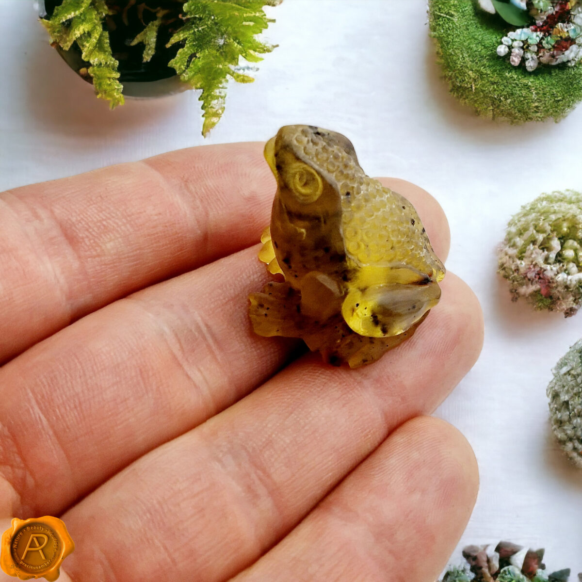Carved Matt Amber Frog Statuette - Image 4