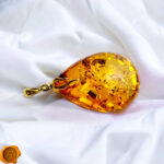 Luxurious Amber Gold Teardrop Pendant - Image 5