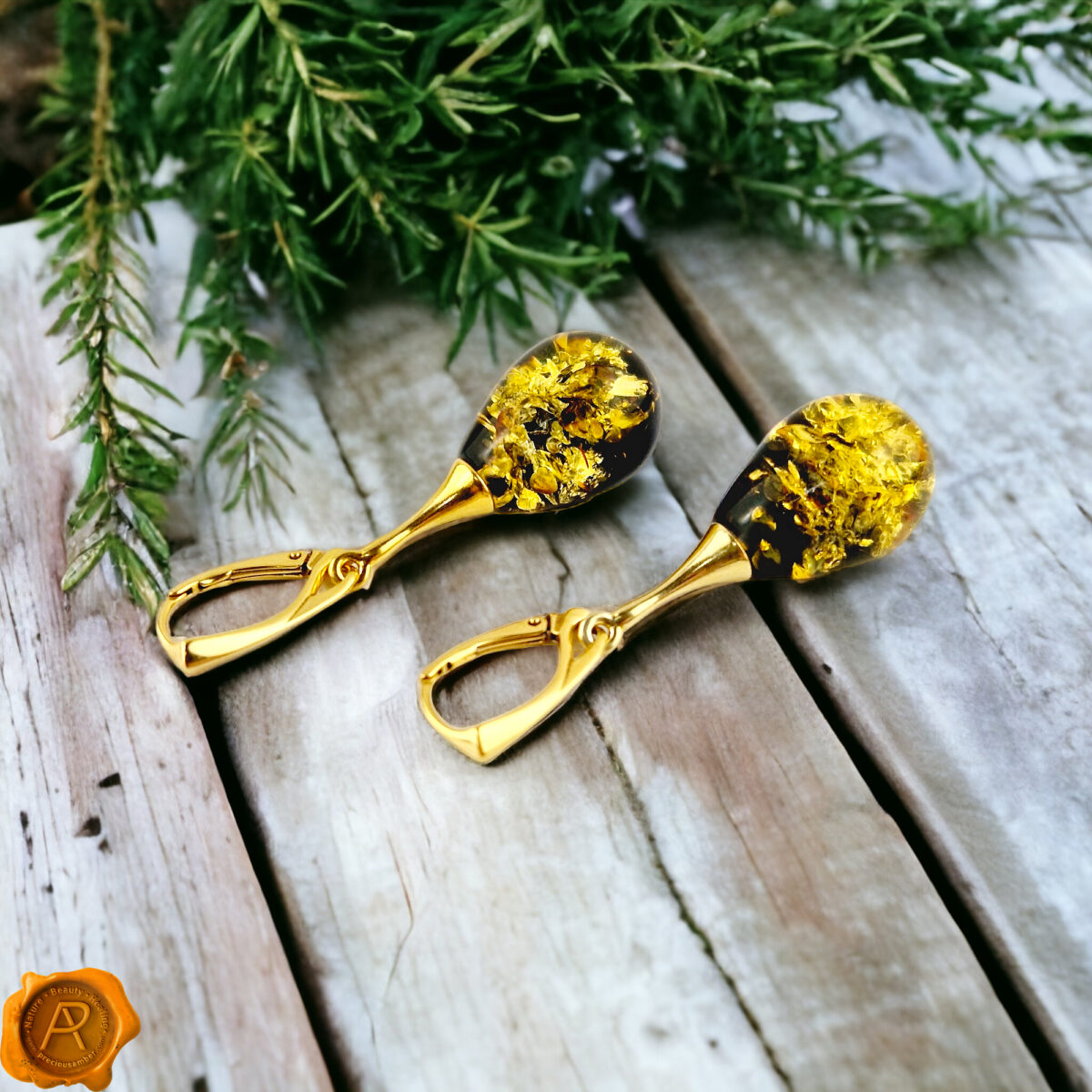 Luxurious Green Amber Gold Earrings - Image 4