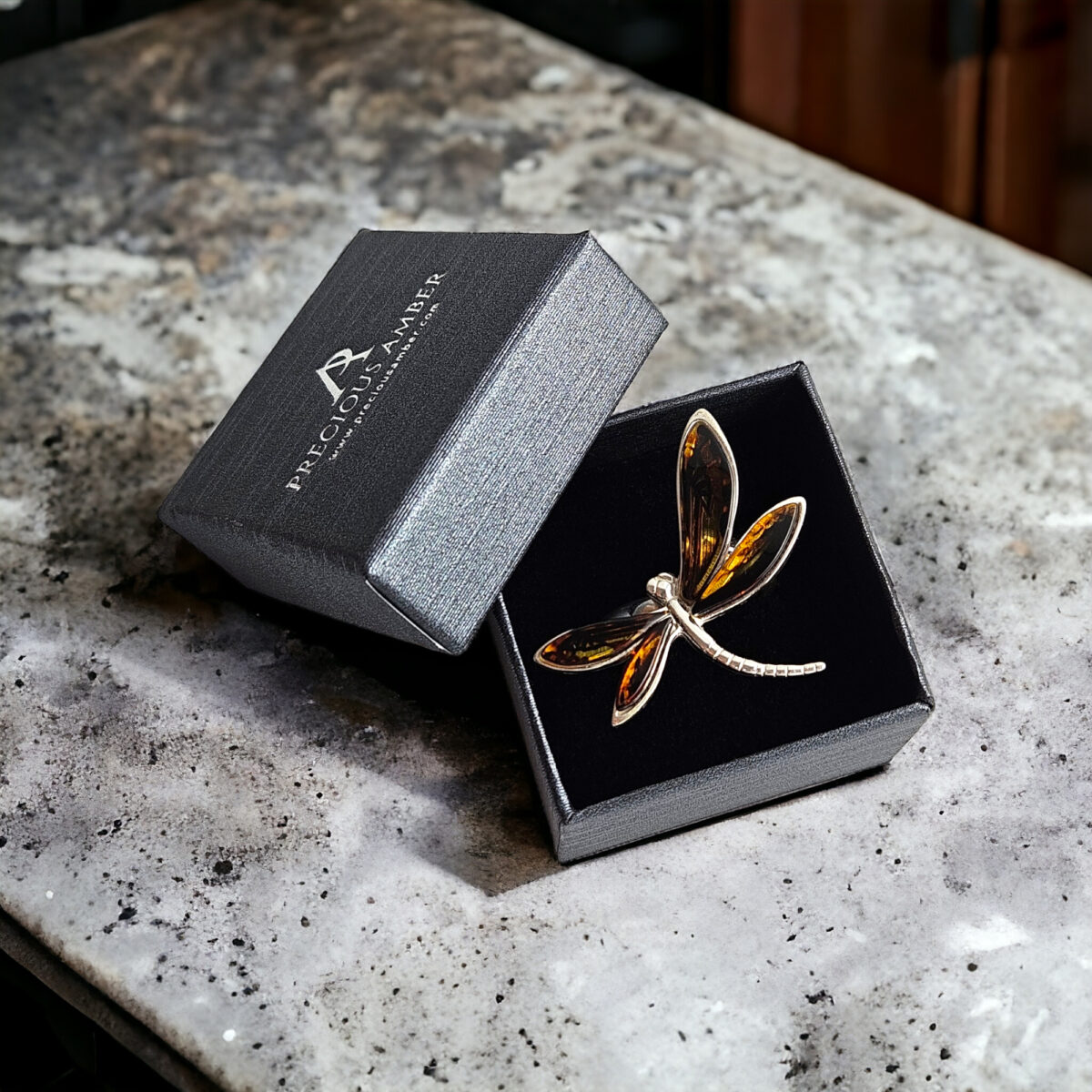 Adjustable Carved Amber Dragonfly Ring - Image 4
