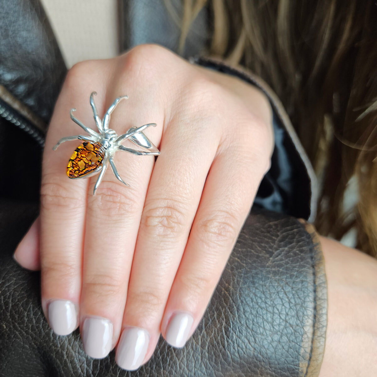 Adjustable Carved Amber Spider Ring - Image 3