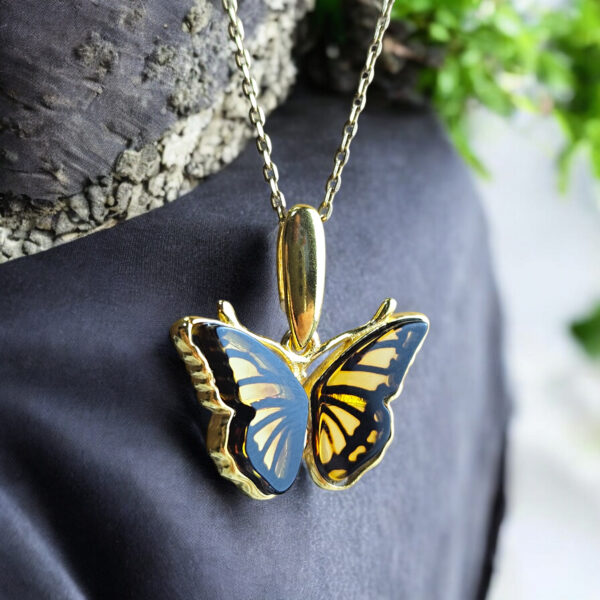 Dainty Small Butterfly Pendant Necklace Gold Girls Women, Baltic Amber Tiny Charm Drop Teardrop Silver Gemstone Butterfly Lover Gift Jewelry