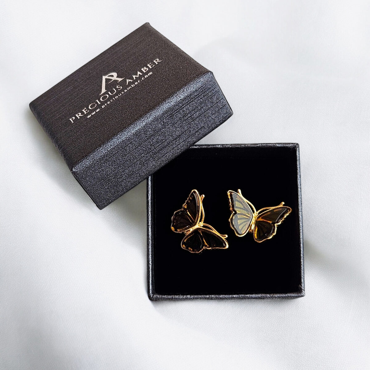 Carved Amber Butterfly Gold Stud Earrings - Image 6