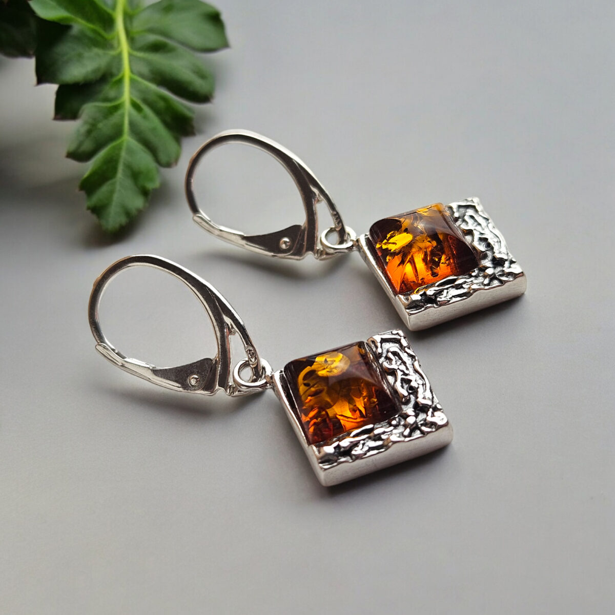Carved Silver Amber Drop Earrings - Image 5