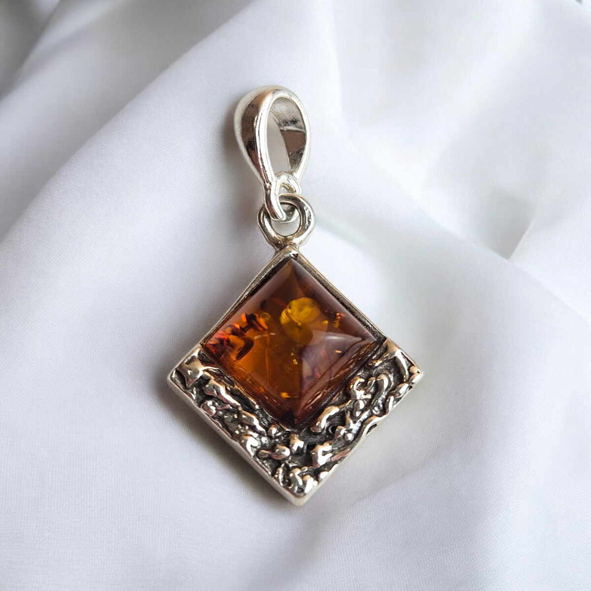 Geometric Honey Amber Silver Pendant - Image 5