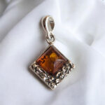 Geometric Honey Amber Silver Pendant - Image 5