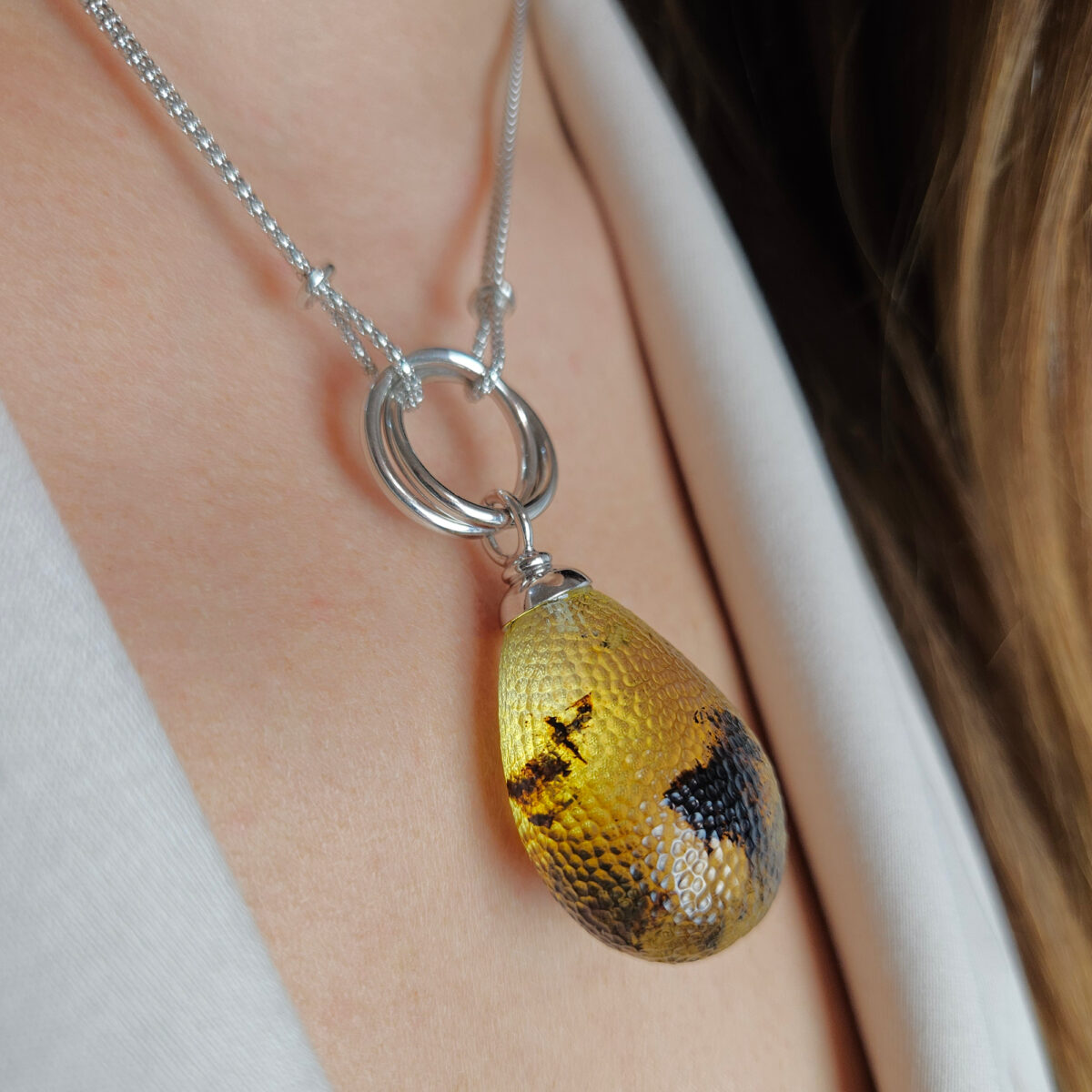 Luxury-Carved-Large-Gemstone-Teardrop-Drop-Natural-Baltic-Amber-Inclusion-Silver-Pendant-Necklace-Chunky-Jewellery-Gift-Snake-Pendants-UK-Ireland Interlocking Carved Amber Teardrop Pendant - Image 2