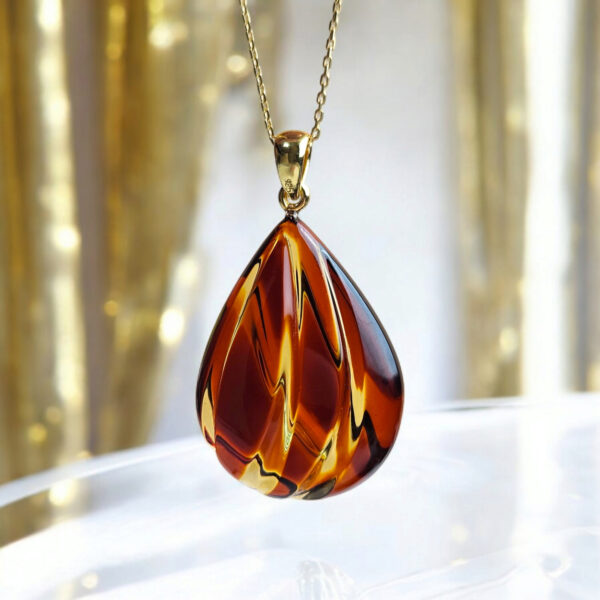 Luxury Seashell Natural Baltic Amber Teardrop Pendant Gold Necklace Gift Women, Large Amber Gemstone Gold Ocean Jewelry, Chunky Drop Charm