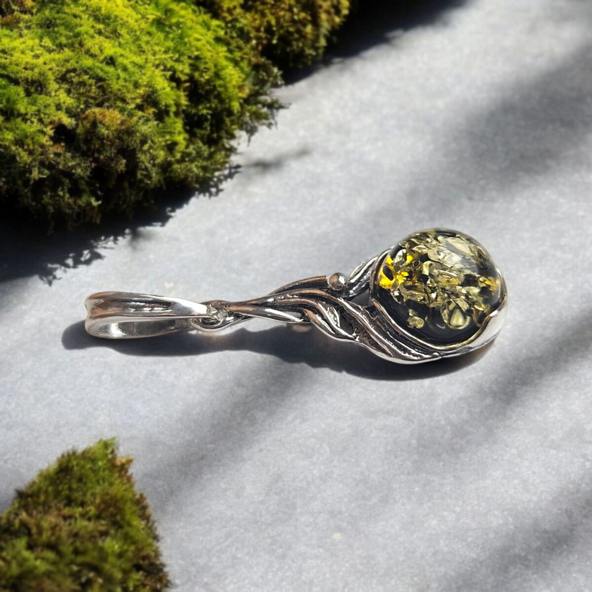 Green Amber Silver Twist Pendant - Image 5