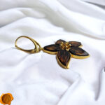 Carved Amber Flower Gold Earrings - Image 5