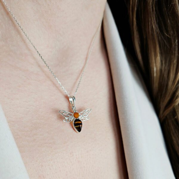 Baltic Amber Bee Pendant Silver Jewelry Gift Teardrop Necklace, Dainty Bee Lover Gifts Gemstone Small Silver Charm Necklace Women