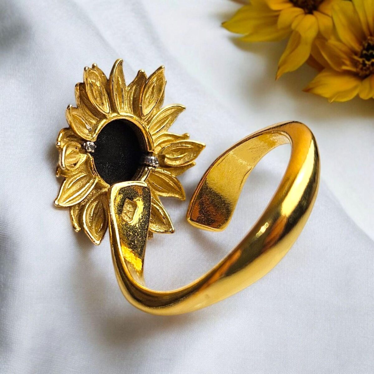 Carved Amber Sunflower Wrap Ring - Image 4