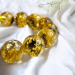 Earthy Green Amber Elastic Bracelet - Image 3