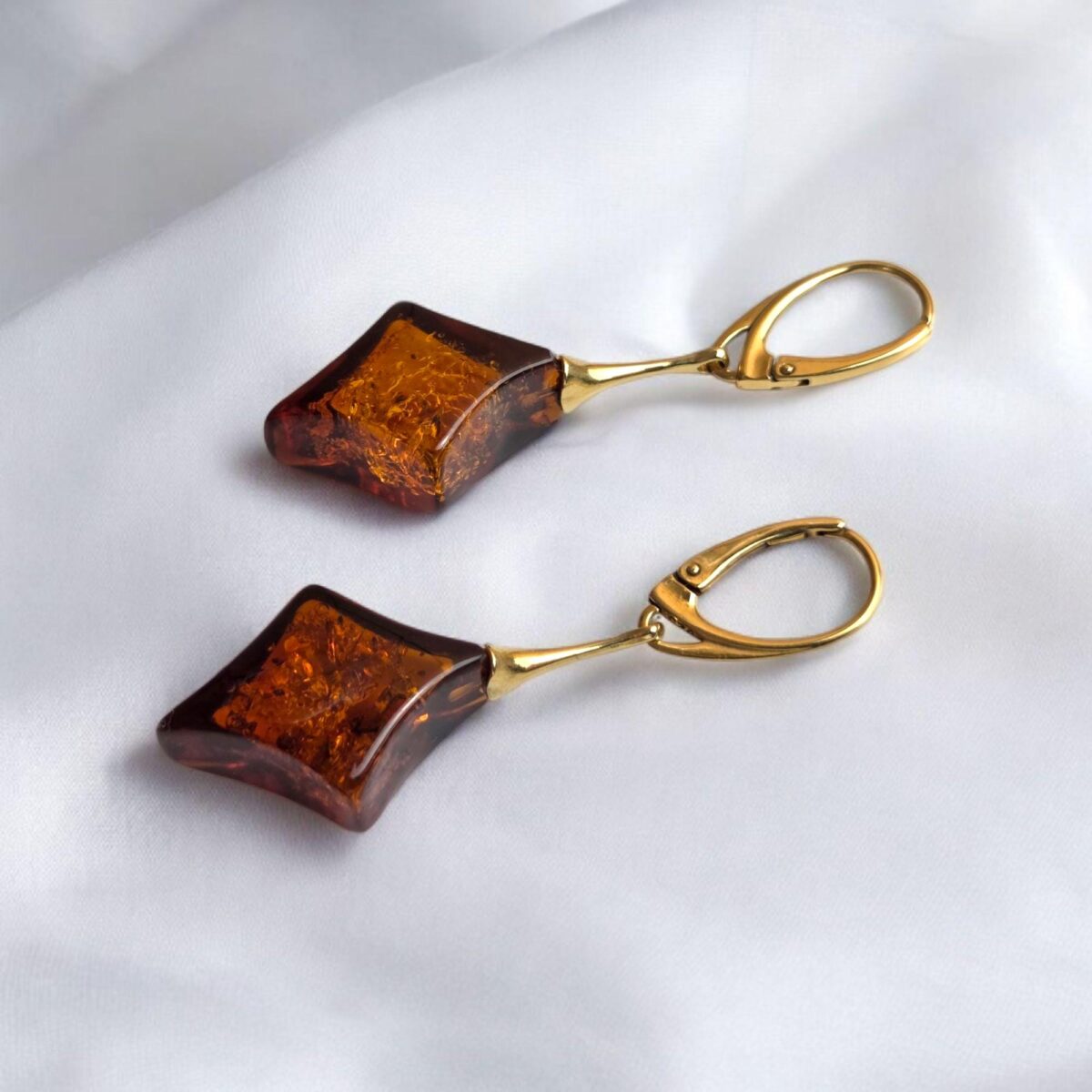 Amber Star Gold Earrings - Image 4