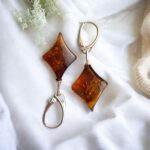 Amber Star Silver Earrings - Image 3