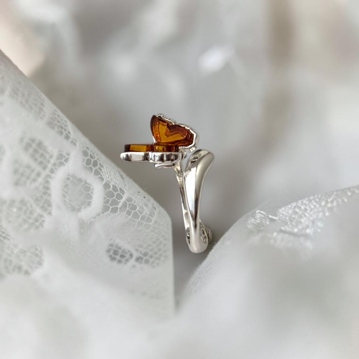 Adjustable Amber Butterfly Ring Silver - Image 4